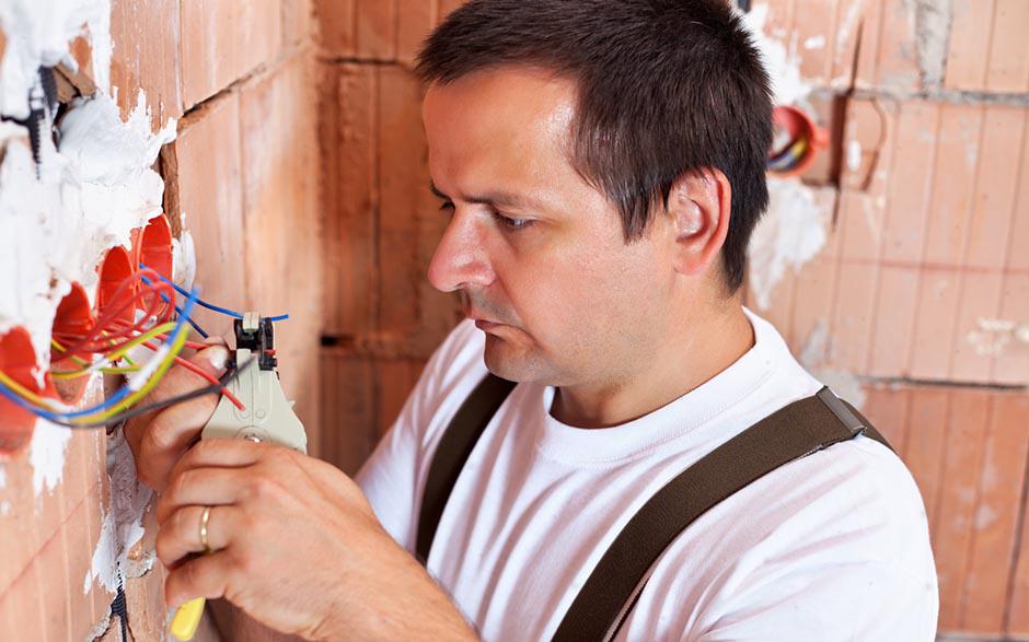technicien électricien Paris 18