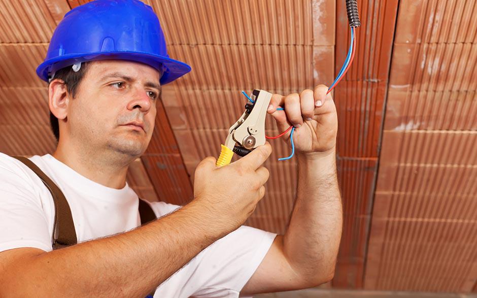technicien électricien Paris 18
